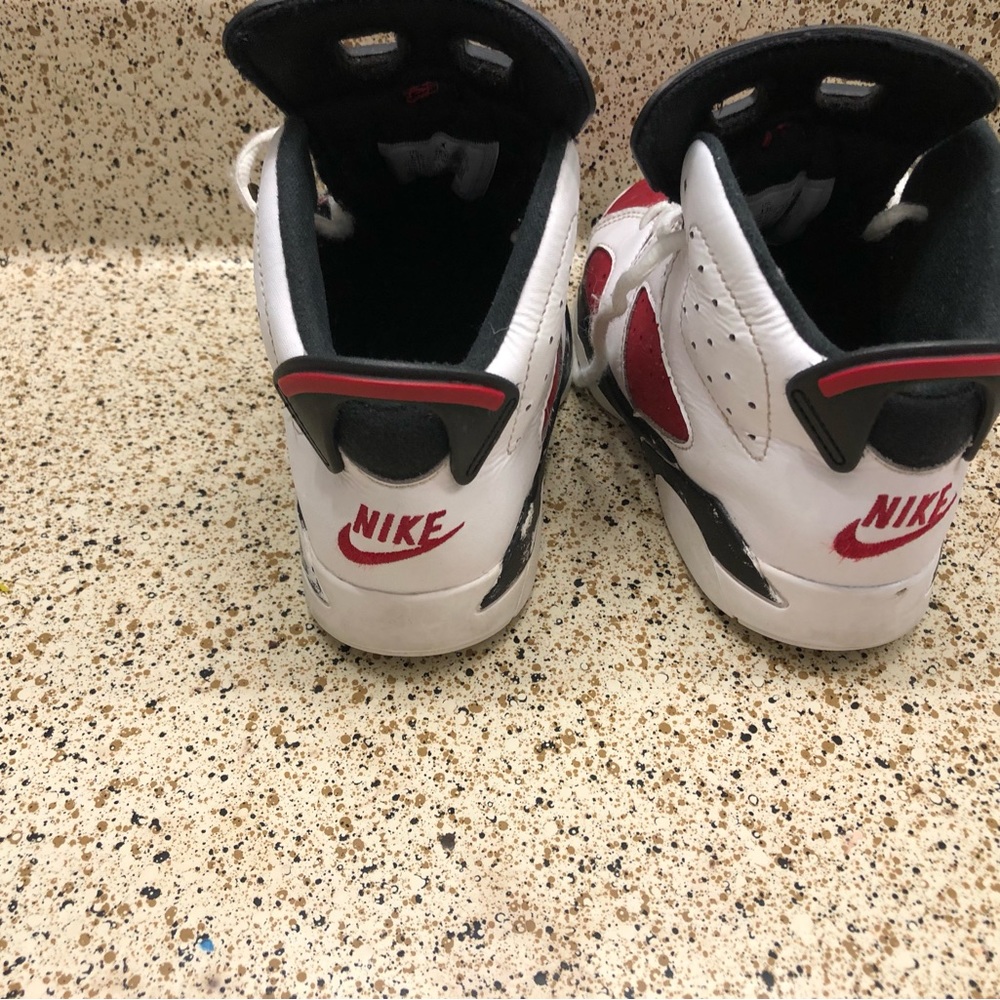 Nike Jordan retro sneaker white red carmine size 13 boys